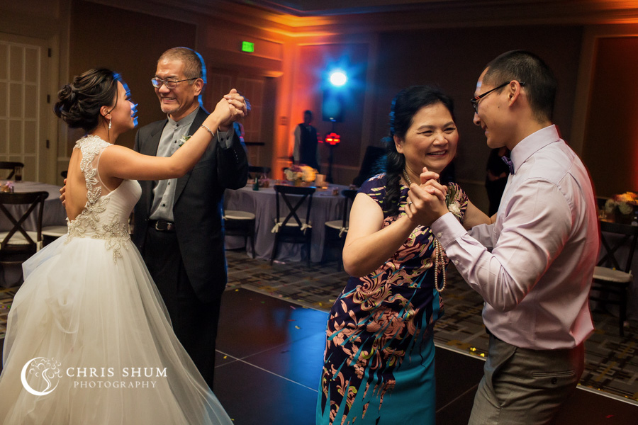 San_Francisco_wedding_photographer_SF_Four_Seasons_Hotel_40